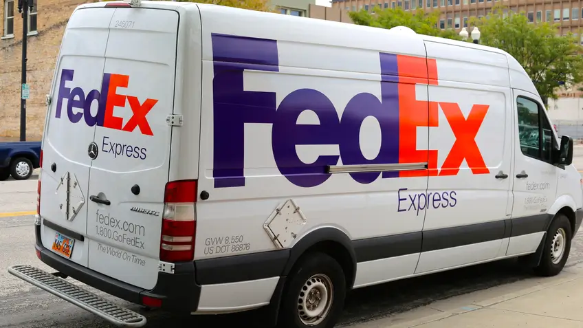 Subliminalne poruke u oglašavanju: primjeri i značenje 2 Fedex